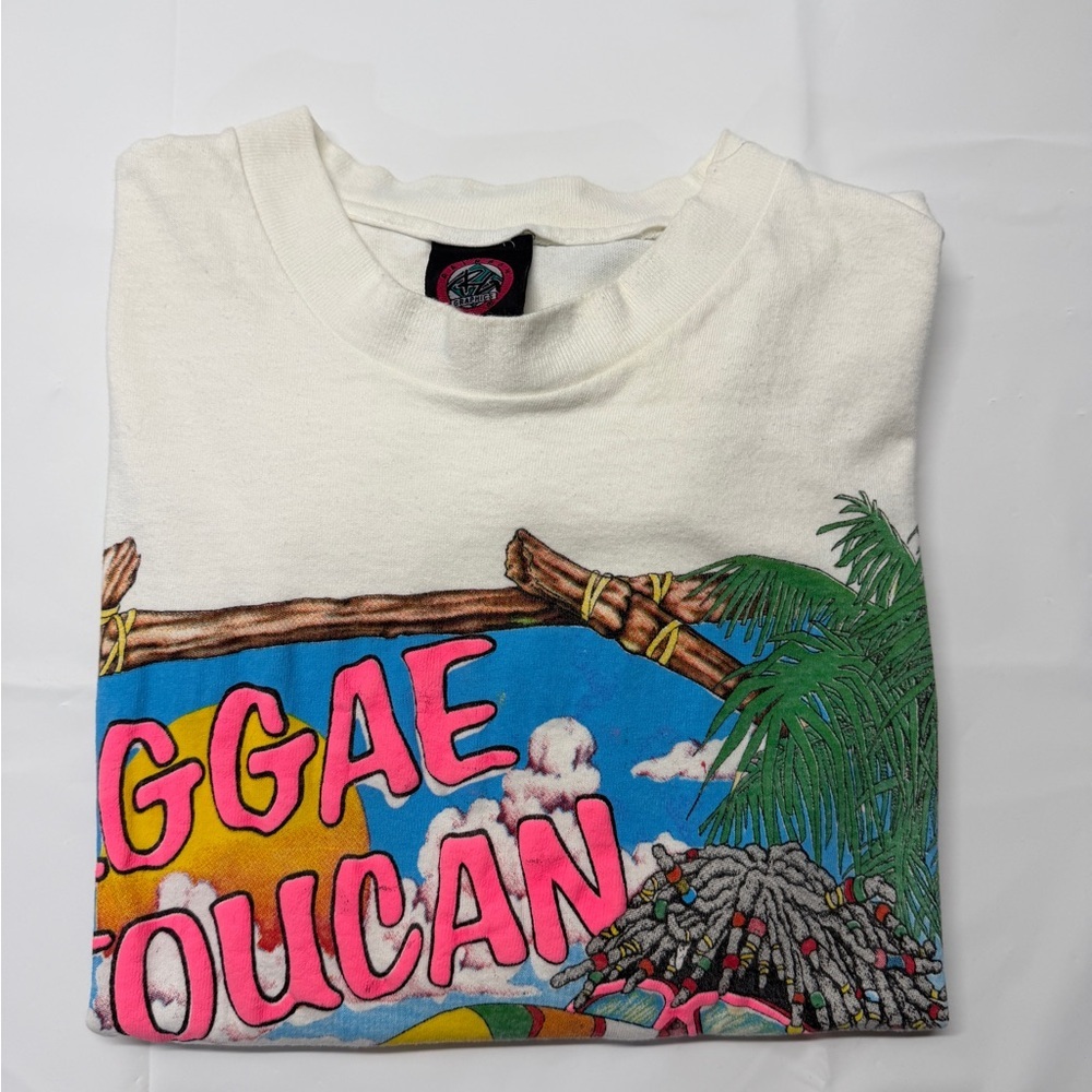 White Short Sleeve Graphic Tee with Colorful Tropical‎ Print